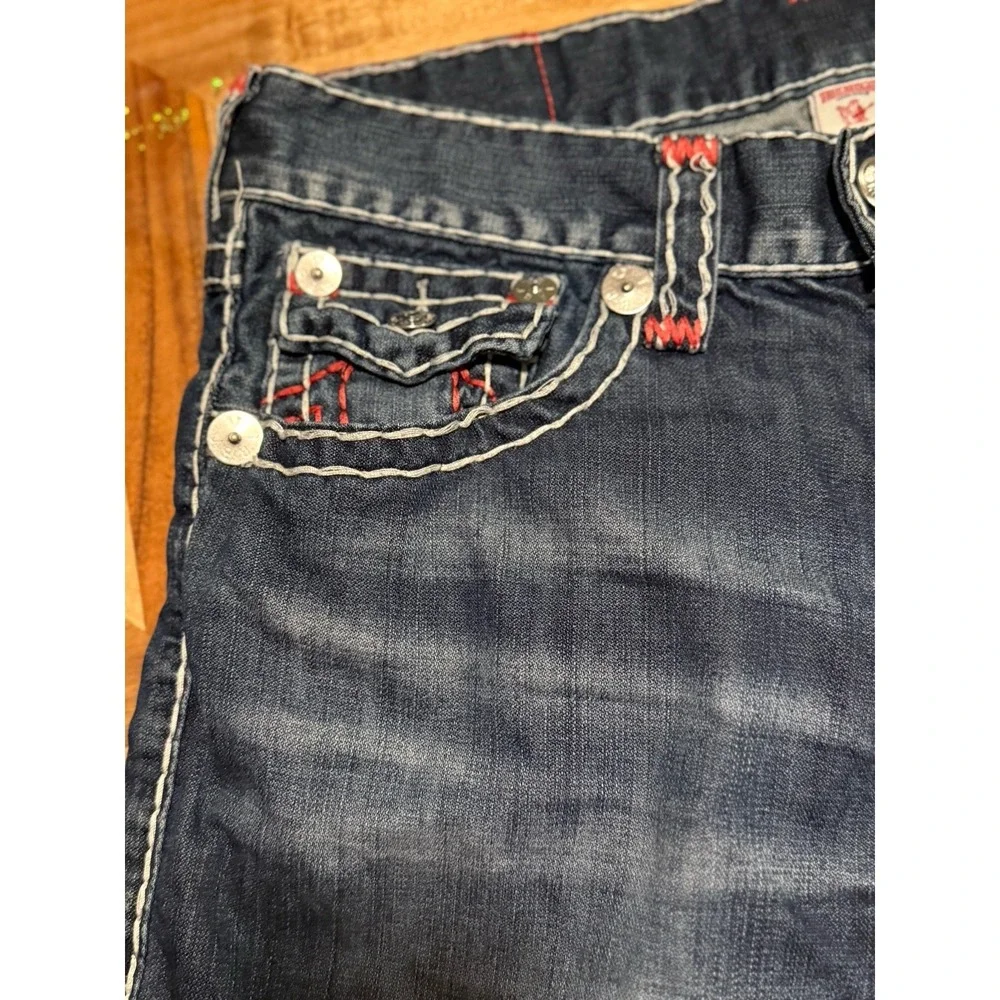 True Religion Jeans 33x32 Thick Stitch Distressed Red White Stitch Flap Pocket